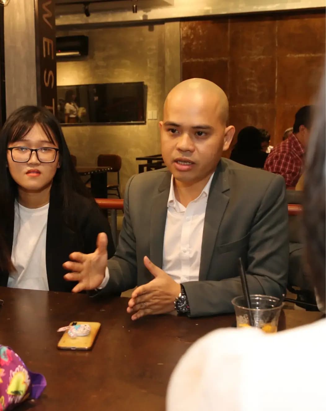 Công nghệ kết nối các nhà Tư vấn, Môi giới